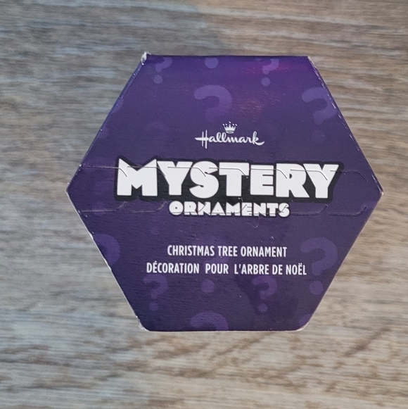 Hallmark Nightmare Before Christmas 2025 Mystery Ornament, New With Tags. - Picture 4 of 7